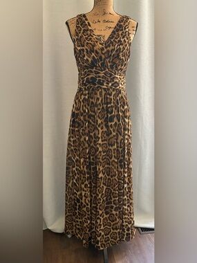 Spiegel Leopard Print Maxi Skirt in Brown and Black